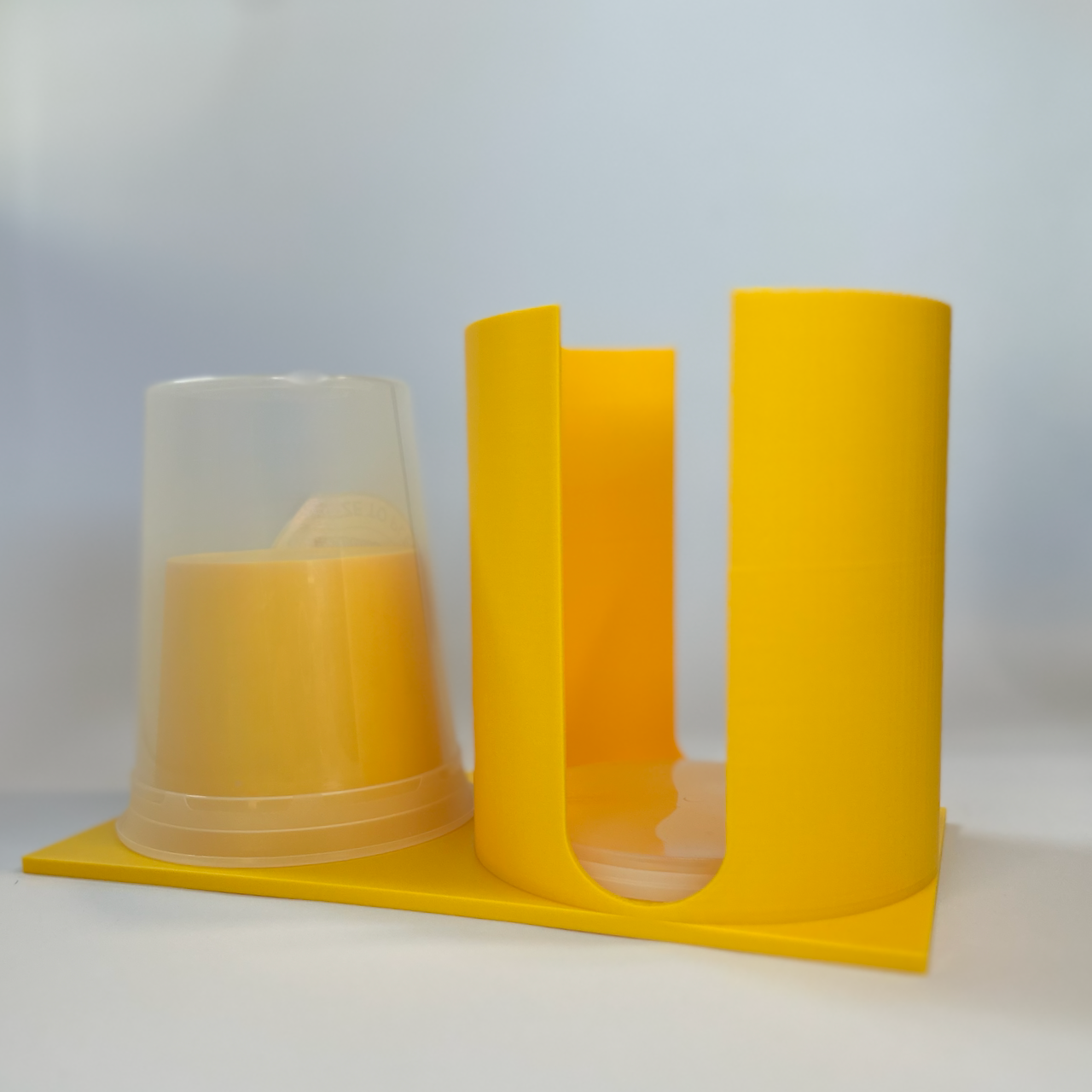 3D Printed 32 oz Deli Cup & Lid Holder Stand